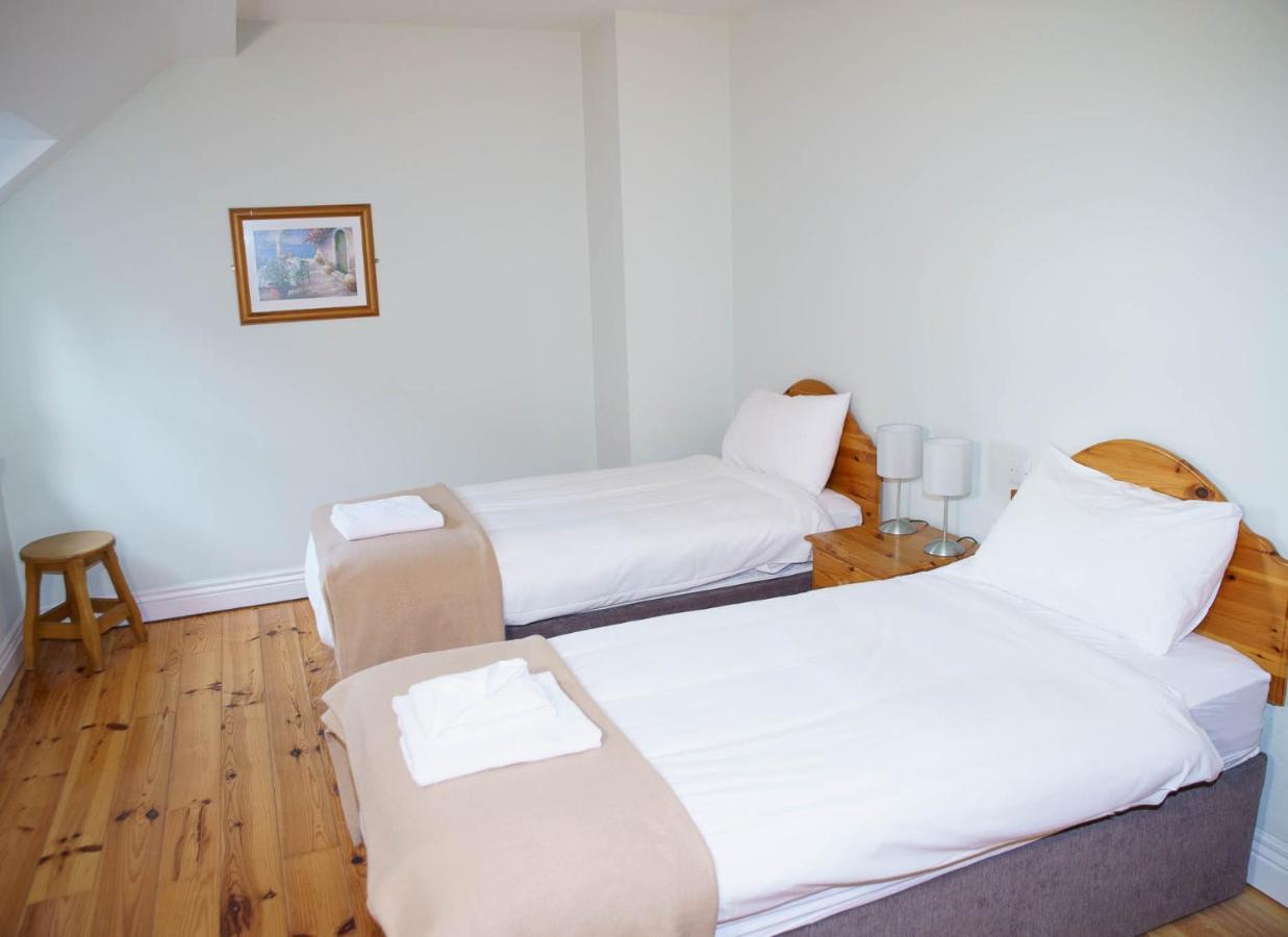 Dingle Courtyard Holiday Homes 3 Bed By Trident Holiday Homes Kültér fotó