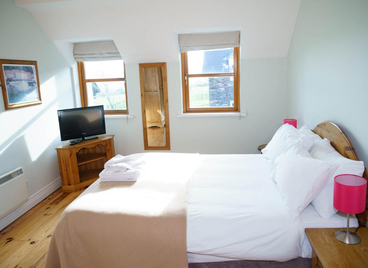 Dingle Courtyard Holiday Homes 3 Bed By Trident Holiday Homes Kültér fotó